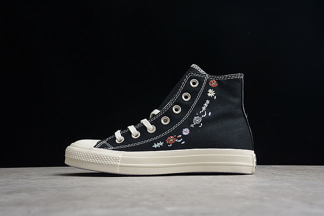 CHUCK TAYLOR ALL-STAR HIGH EMBROIDERED FLORAL BLACK - 1