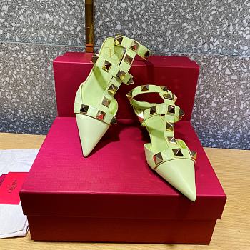 ROMAN STUD CALFSKIN PUMP  LIME SORBET 40 MM
