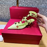 ROMAN STUD CALFSKIN PUMP  LIME SORBET 40 MM - 3