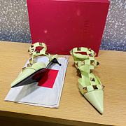 ROMAN STUD CALFSKIN PUMP  LIME SORBET 40 MM - 2