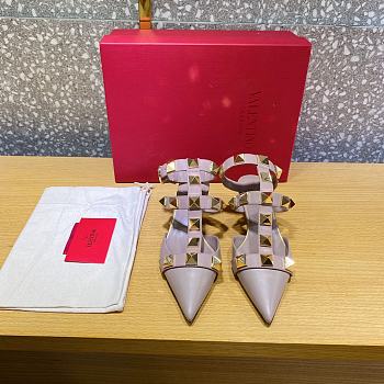 ROMAN STUD CALFSKIN PUMP ROSE QUARTZ 40 MM