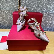 ROMAN STUD CALFSKIN PUMP ROSE QUARTZ 40 MM - 3