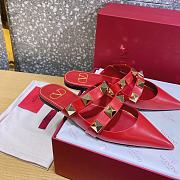 ROMAN STUD FLAT MULE IN CALFSKIN ROSSO VALENTINO - 4