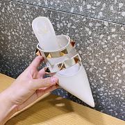 ROMAN STUD MULE IN CALFSKIN LIGHT IVORY 65 MM - 4