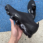 Nike Air Vapormax Moc 2 'Black White' AH7006 002 - 5