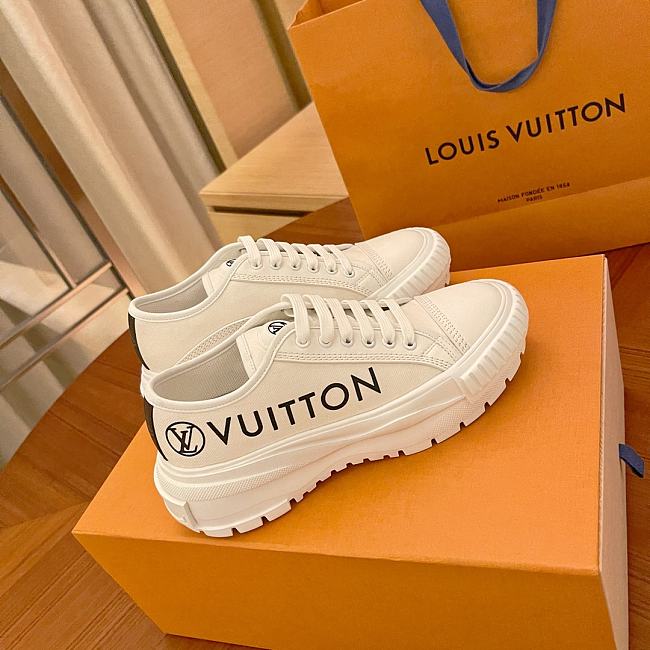 LOUIS VUITTON SNEAKER LOW LV06 - 1