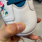 Jordan 6 Retro White Laser Fuchsia Green Abyss (GS) 543390 153 - 2