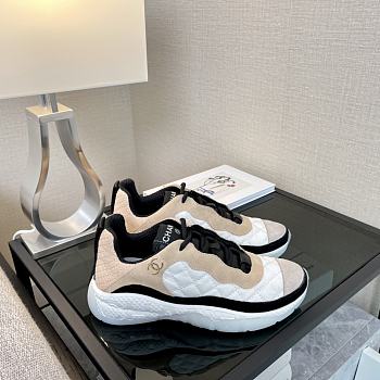 Chanel Sneaker CN01