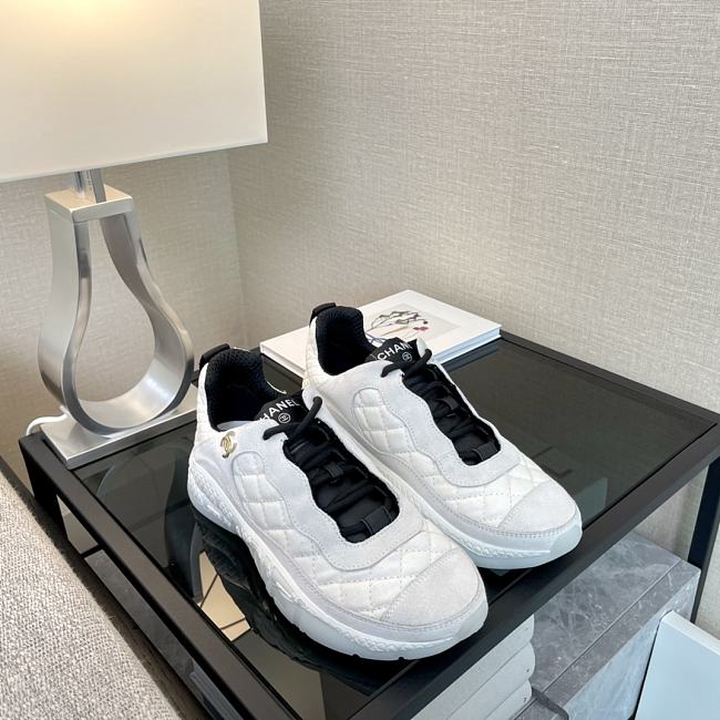 Chanel Sneaker CN03 - 1