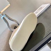 Chanel Sneaker CN010 - 6