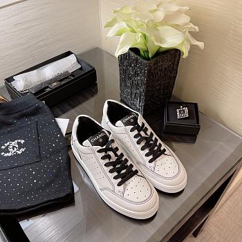 Chanel Sneakers 002