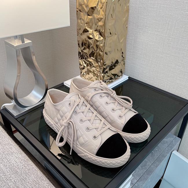 Chanel Sneakers 006 - 1
