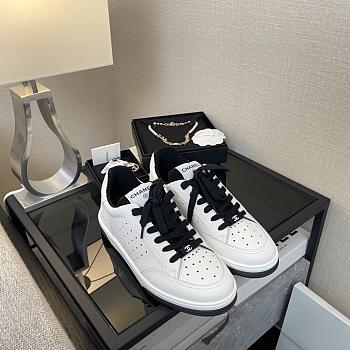 Chanel Sneakers 008