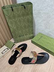 Gucci Leather thong sandals with Double G 003 - 5
