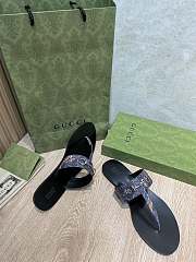 Gucci Leather thong sandals with Double G 009 - 3