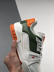 LV TRAINER SNEAKER V2  - 3