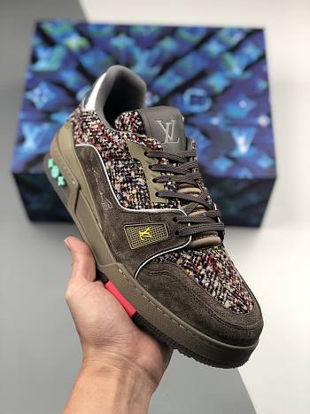 LV TRAINER SNEAKER BROWN 