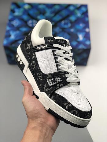 LV TRAINER SNEAKER BLACK TRIPLE 