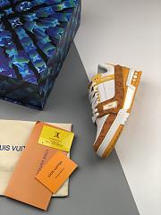 LV TRAINER SNEAKER YELLOW V2 - 6