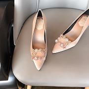 RV Bouquet Strass Pearl Buckle Pumps in Satin Nude - 6