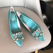 RV Bouquet Strass Pearl Buckle Pumps in Satin Blue - 4