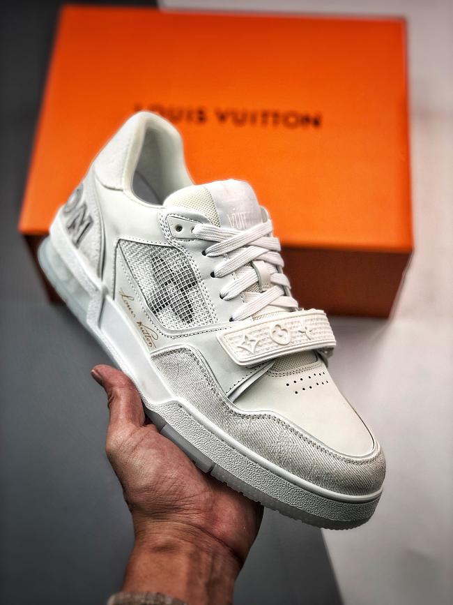LOUIS VUITTON TRAINER SNEAKER WHITE - 1
