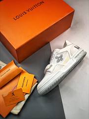 LOUIS VUITTON TRAINER SNEAKER WHITE - 4