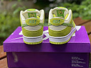 SB Dunk Low “Green Apple” DM0807-300 - 3