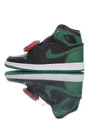 Air Jordan 1 Retro High OG Pine Green Black 555088 030 - 1
