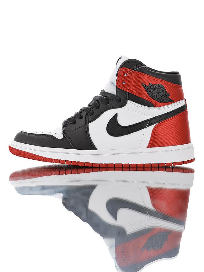 AIR JORDAN 1 RETRO HIGH OG SATIN BLACK TOE CD0461-016 - 1