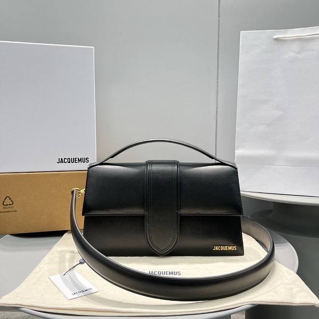 JACQUEMUS LE GRAND BAMBINO BLACK LEATHER TOP HANDLE BAG 18x6x7cm