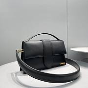 JACQUEMUS LE GRAND BAMBINO BLACK LEATHER TOP HANDLE BAG - 18x6x7cm - 6