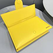 JACQUEMUS LE GRAND BAMBINO YELLOW LEATHER TOP HANDLE BAG - 18x6x7cm - 4