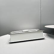 JACQUEMUS LE GRAND BAMBINO WHITE GLOW LEATHER TOP HANDLE BAG - 18x6x7cm - 5