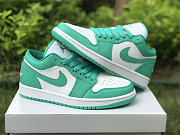 Air Jordan 1 Low New Emerald (W)  DC0774-132 - 4