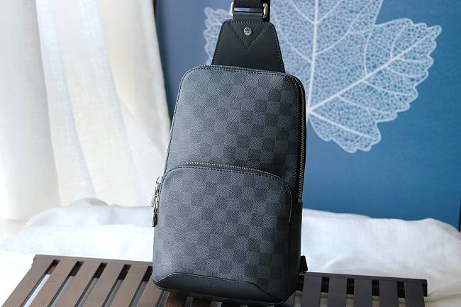 Louis Vuitton Sling Avenue Bag Size 31x10x20cm - 1