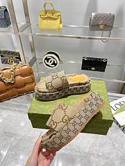 Gucci women's platform slide sandal 623212 UKO00 2580 - 2