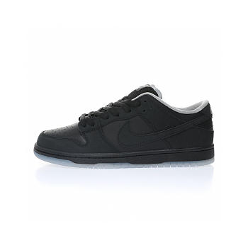 Nike SB Dunk Low Atlas 35MM Black 504750-086
