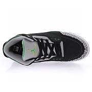 Air Jordan 3 Retro Pine Green - CT8532-030 - 4