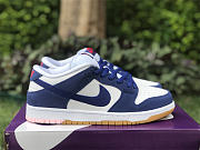 SB Dunk Low “Los Angeles Dodgers” DO9395-400 - 4
