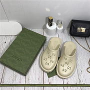 Gucci Men's platform white rubber slip on sandal ‎655517 JFB00 1000 - 1