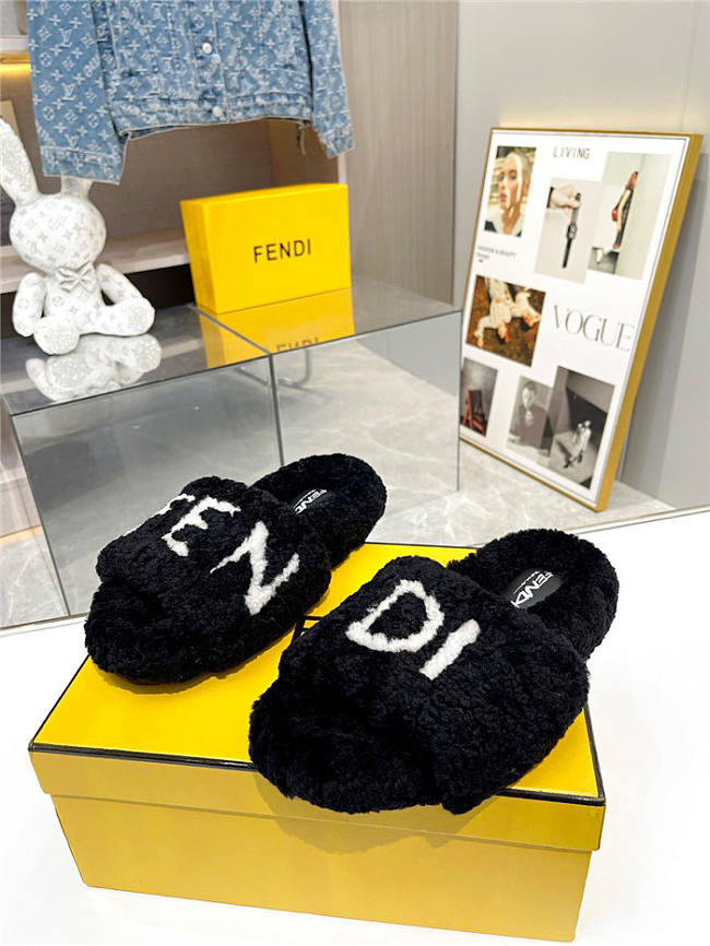 Fendi Wool New Slipper Black  - 1