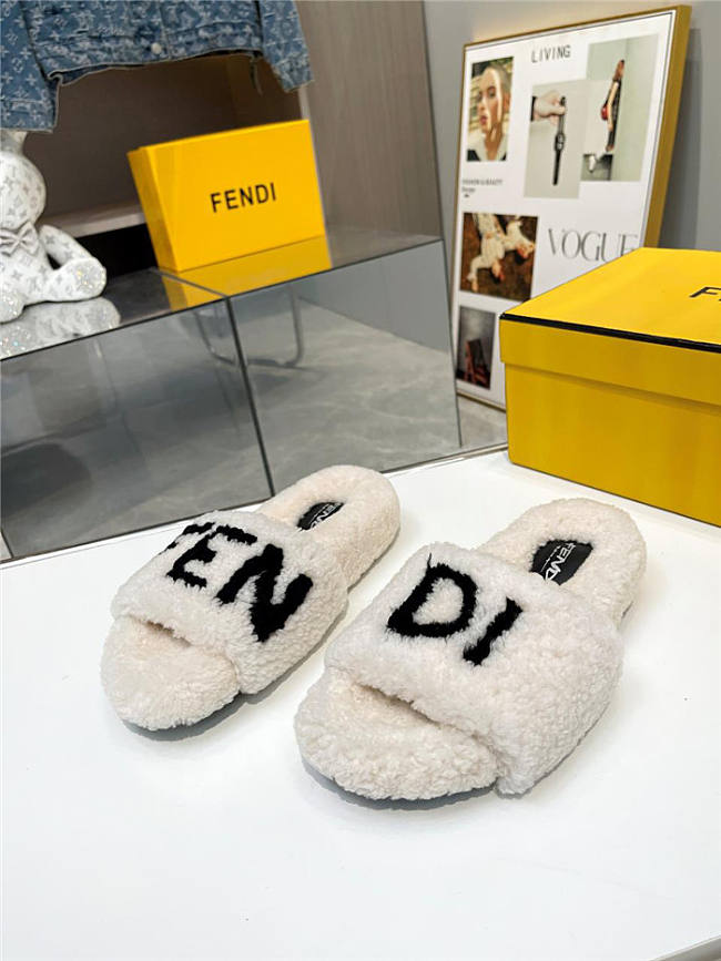 Fendi Wool New Slipper White - 1