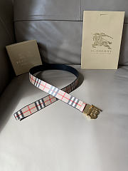 Burberry Thin Reversible Check TB Belt Beige Gold  - 6
