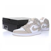 Air Jordan 1 Mid “Linen” 554724-082 - 1