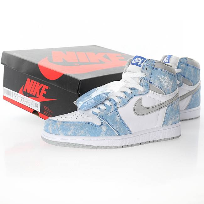 Air Jordan 1 Retro High OG Hyper Royal 555088-402 - 1