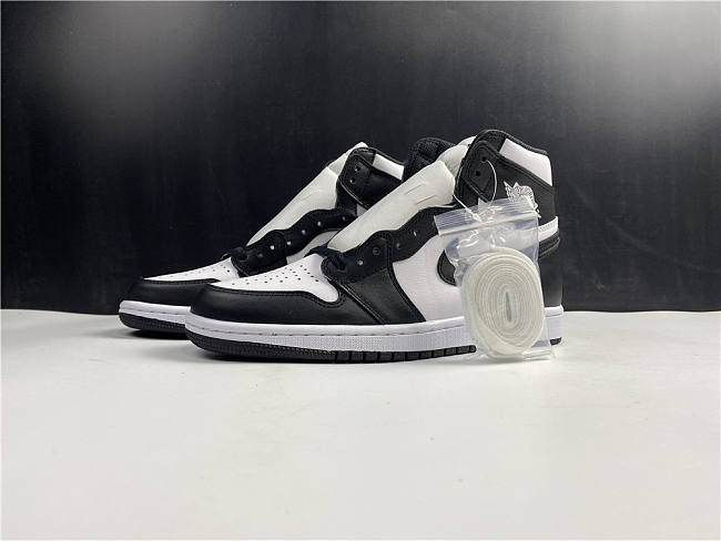 Air Jordan 1 Retro Black White (2014) 555088-010 - 1