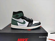 Air Jordan 1 Retro High Clay Green 555088-135 - 4