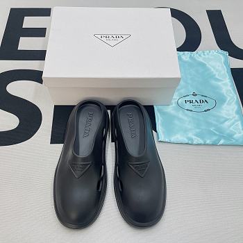 Prada Slipper Black 