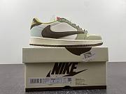 Air Travis Scott x Air Jordan 1 Low  - 4